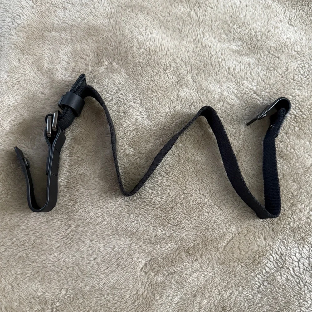 NWT Timbuk2 Black Adjustable Invisible belt for jeans
